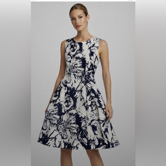 Carmen Marc Valvo Dresses & Skirts - NWT! CARMEN MARC VALVO floral midi dress SZ 12